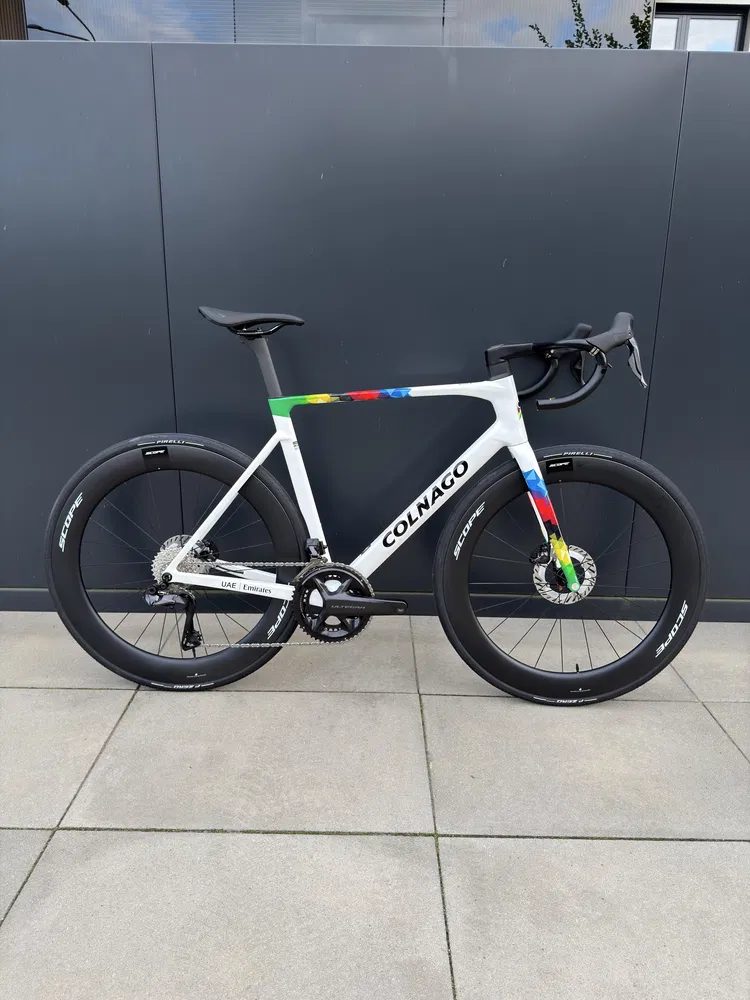 Colnago V5RS Scope R6 di2 pirelli